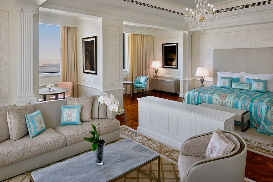 Palazzo Versace Dubai Esterno foto A suite at the Atlantis Paradise Island